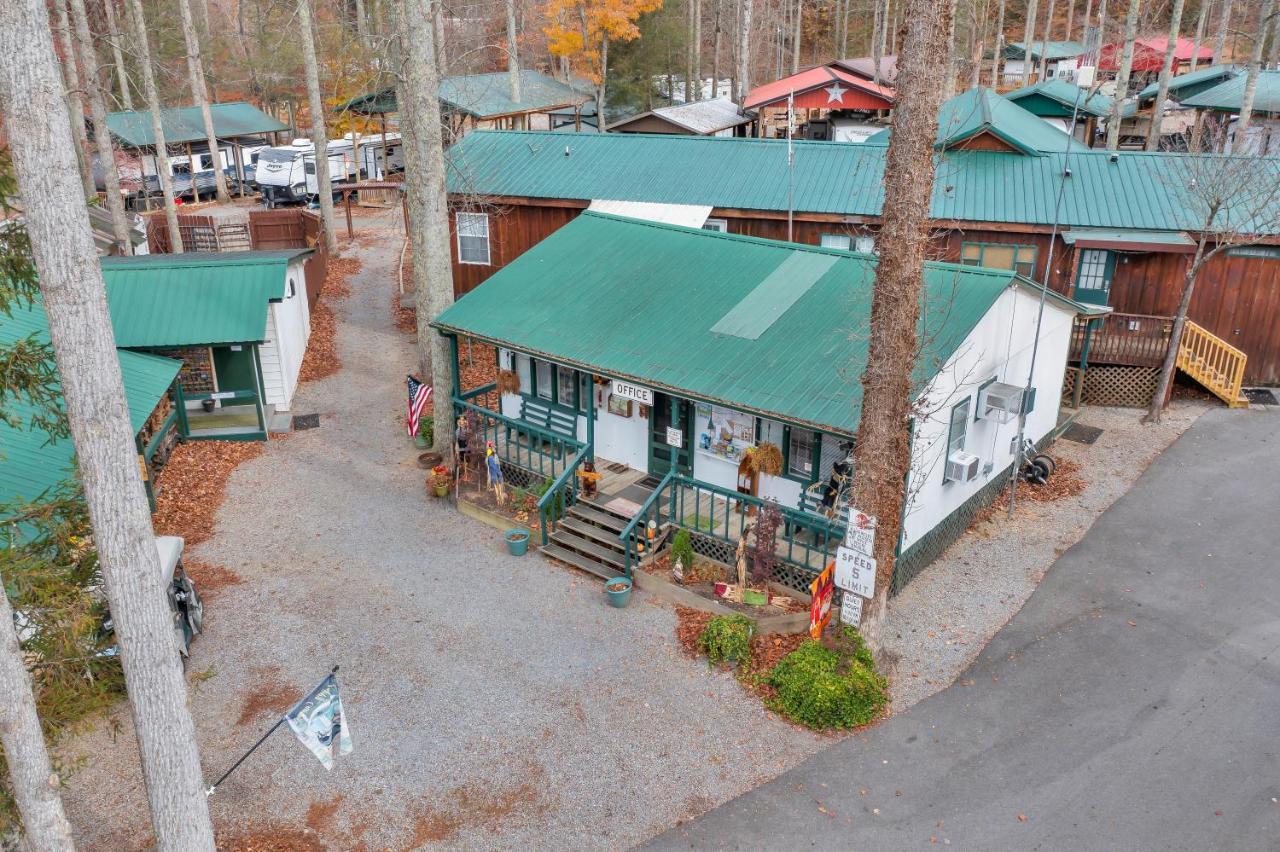 Arrow Creek Camp And Cabins Gatlinburg Extérieur photo